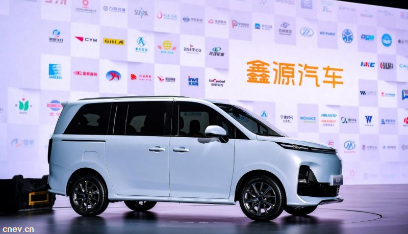 开年豪掷1.8亿抢用户，又一车企加入“价格战”